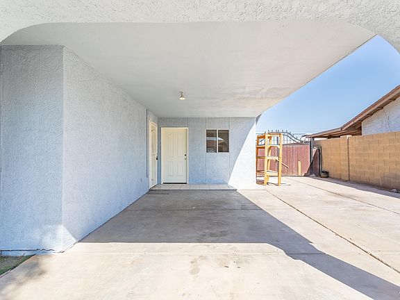 5th image of 660 S Mendota Ave