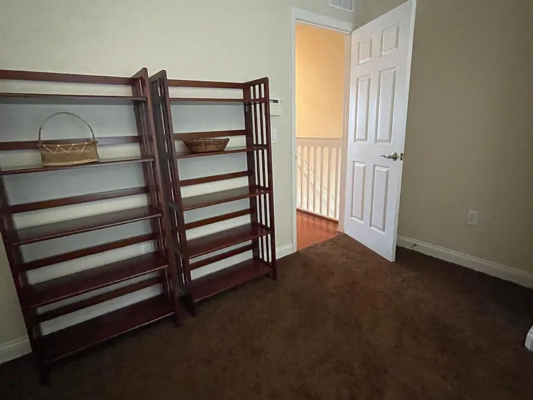 1733 Prospect Ave — Photo 5