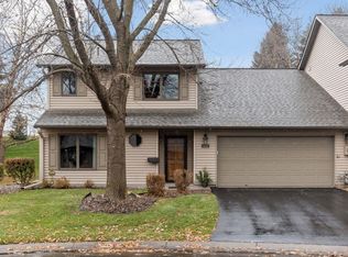 4145 Upland Ln N, Plymouth, MN 55446