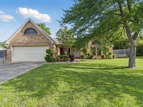 7525 Teakwood Ct, North Richland Hills, TX 76182