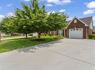 2808 Stonehedge Dr, Murfreesboro, TN 37128