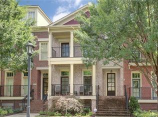 609 Riverlawn Ct, Sandy Springs, GA