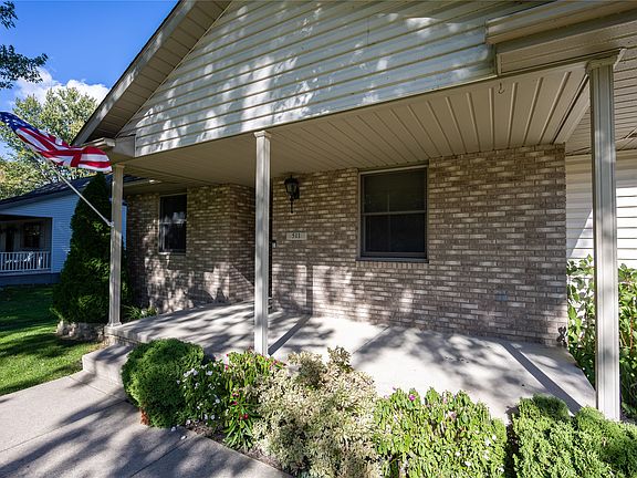 4th image of 511 Boyer Rd