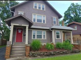 1548 S Taylor Rd, Cleveland Heights, OH 44118