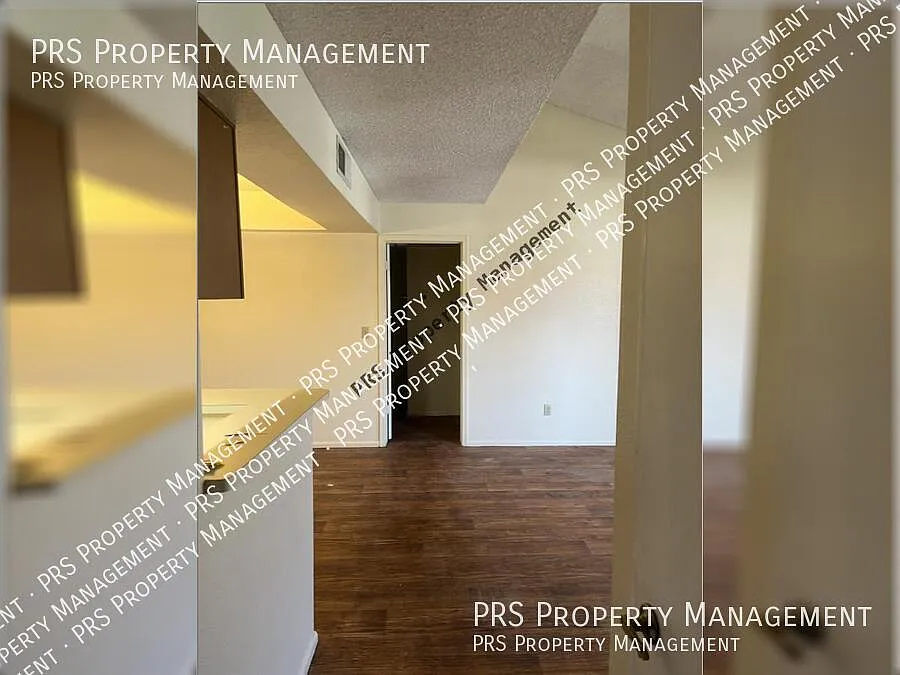 Condo located in Desert Foothills Villas — Photo 4