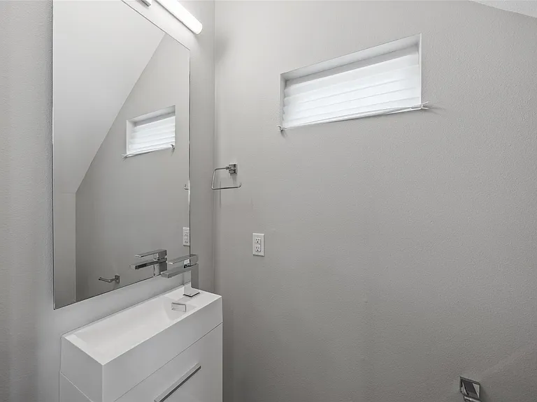 2108 Tillery St #16 — Photo 8