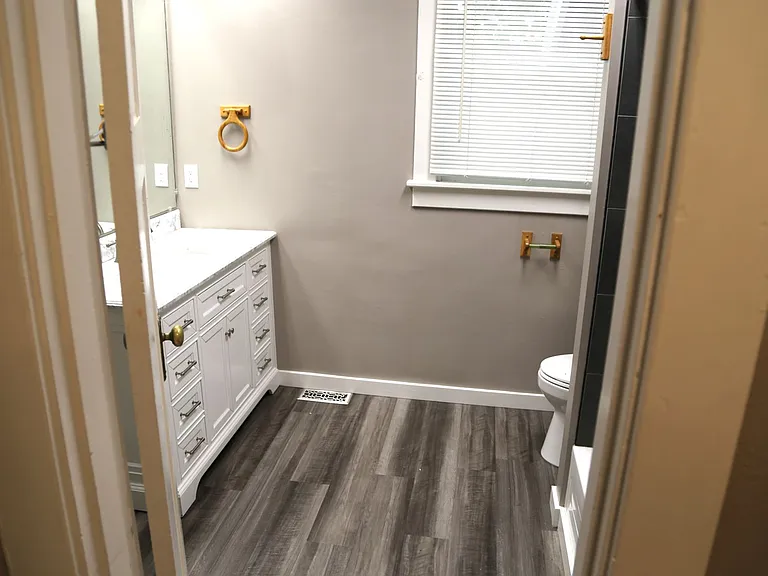 955 NW Van Buren Ave — Photo 14