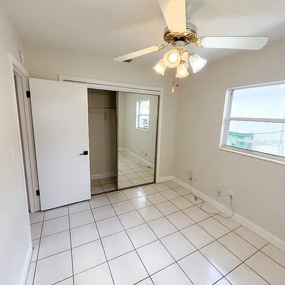 2119 W Henry Ave — Photo 17