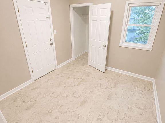 5th image of 92 N 6th St APT 1
