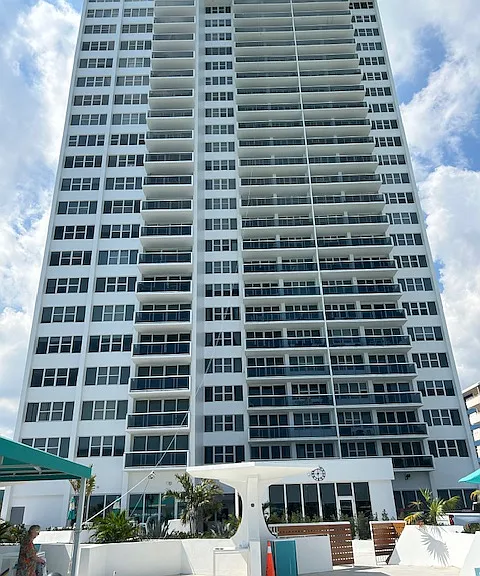 3140 S Ocean Dr #305 — Photo 1