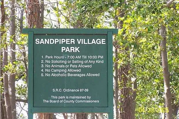 1455 Sanibel Ln — Photo 27