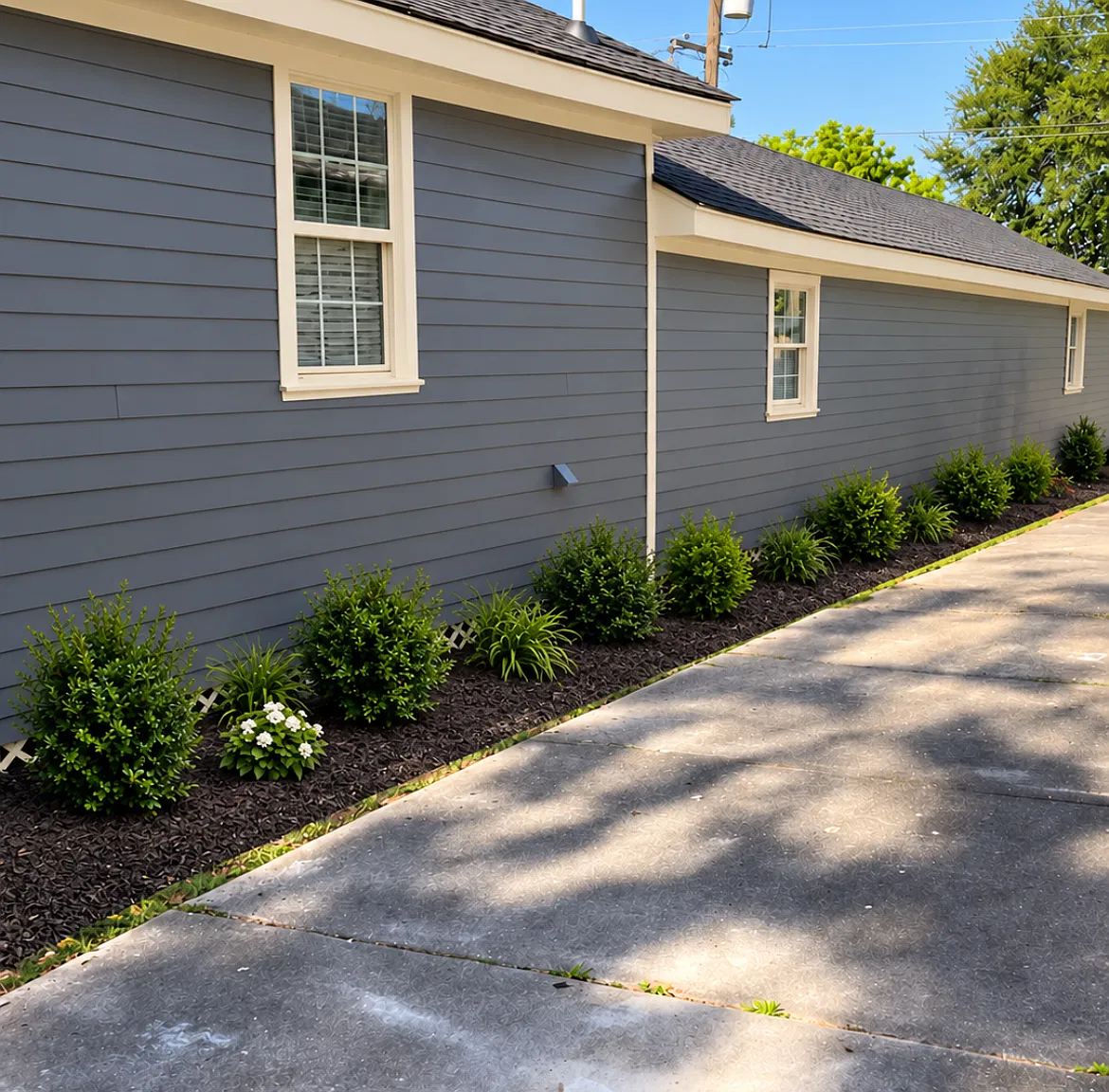 4406 Dale St — Photo 2