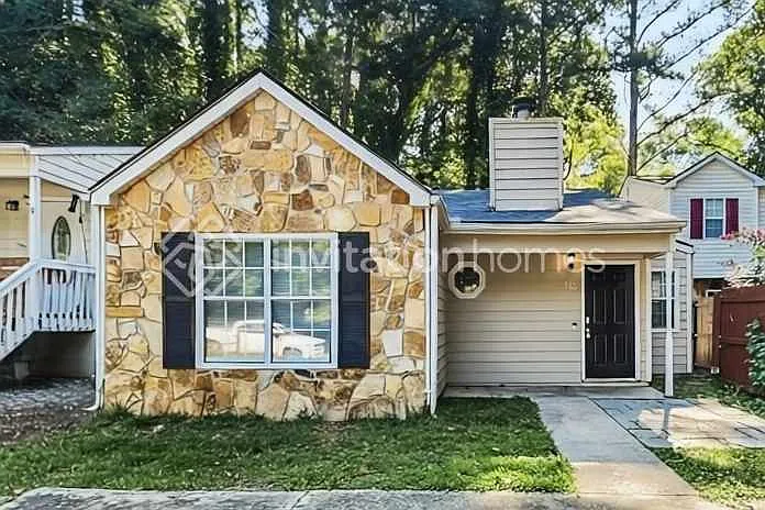 113 N Etowah Ln