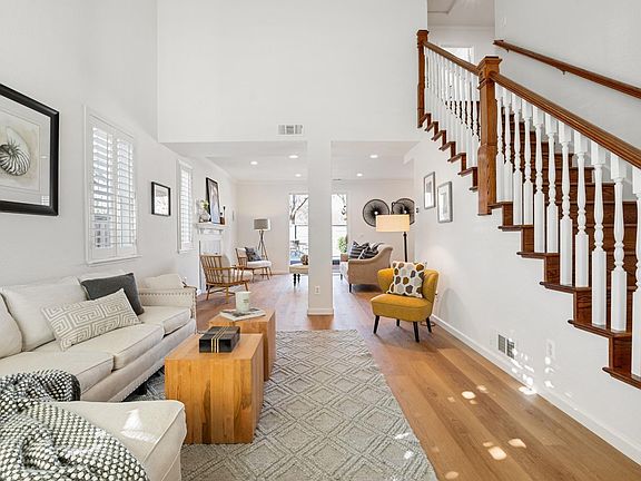 3rd image of 4558 Stillson Street