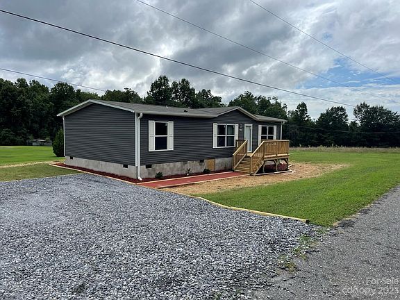 2nd image of 2635 Buford Dr
