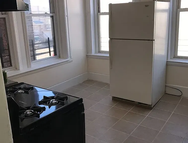 1203 E Broad St #13B — Photo 5