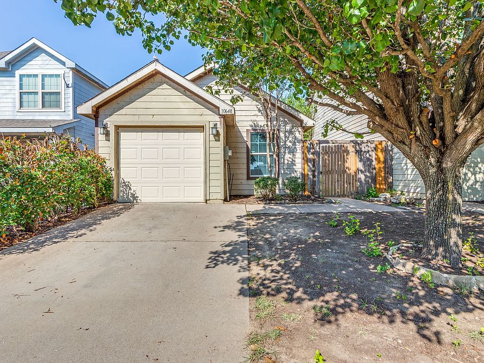 1st image of 10648 Wild Oak Dr