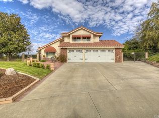 332 Leafwood Ct, Riverside, CA 92506