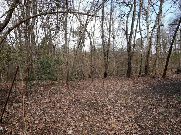 1740 Niles Rd, Dandridge, TN 37725