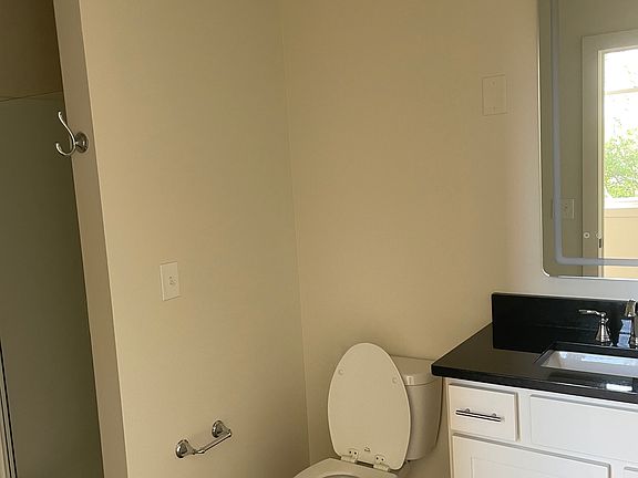 4th image of 112 E 5th Ave APT 301