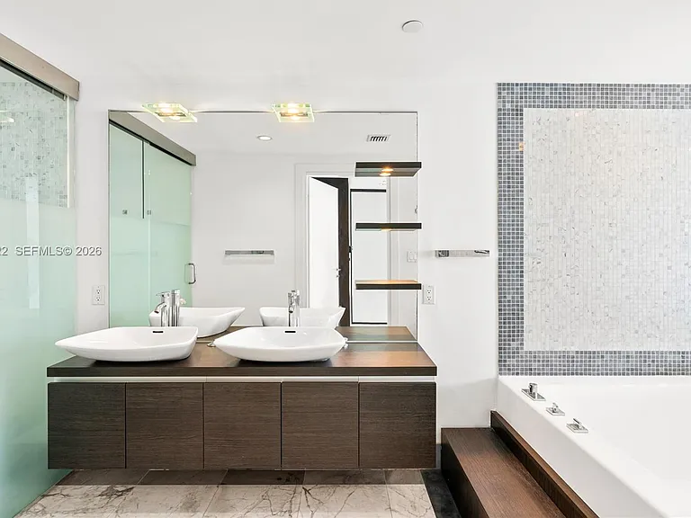 200 Biscayne Boulevard Way #4004 — Photo 37
