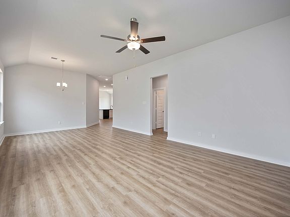 14749 South Ascot Bend Circle - Kingsville - Family Room Dinging Room