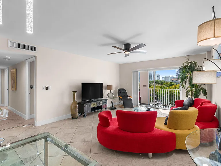 950 Ponce De Leon Rd #4030 — Photo 11