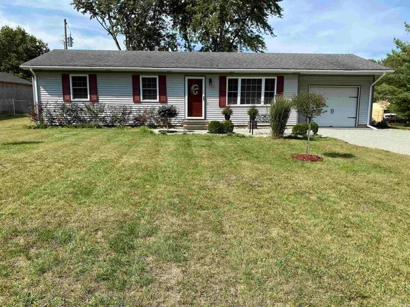 355 N 1200 E, Knox, IN 46534