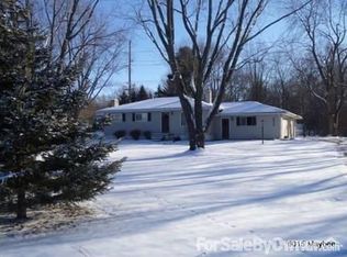 6015 Maybee Rd, Clarkston, MI 48346