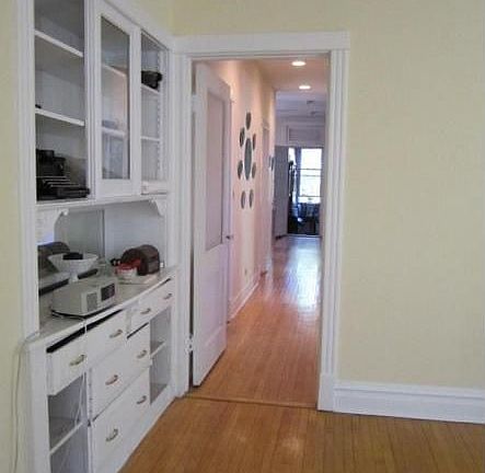 5th image of 6363 N Hermitage Ave #1