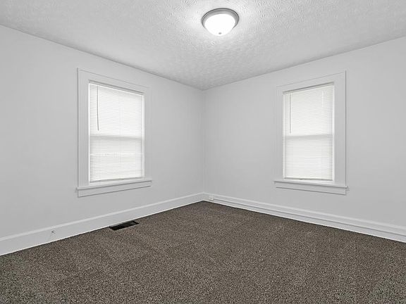 5th image of 1418 E Main St