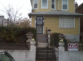 2072 W 10th St, Brooklyn, NY 11223
