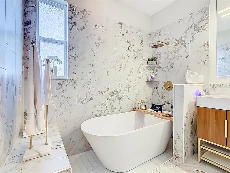 790 Carmel Ln — Photo 24
