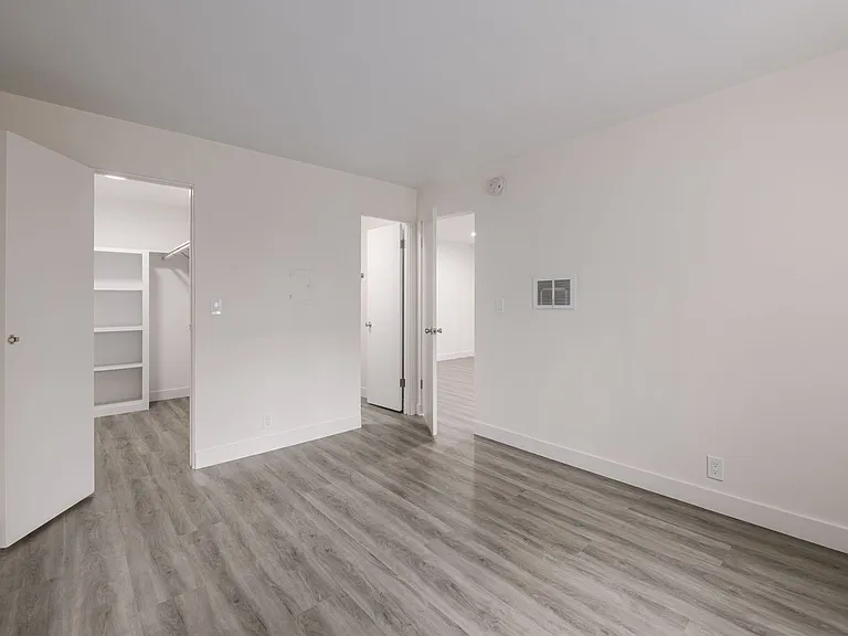 MC 6861 Sepulveda Properties, LLC — Photo 32