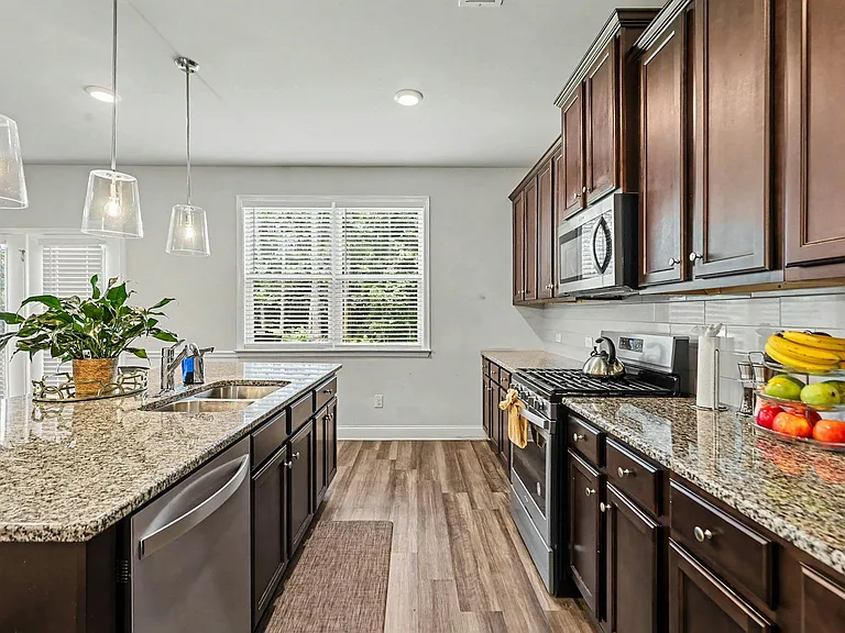 170 Glen Abbey Cir — Photo 15