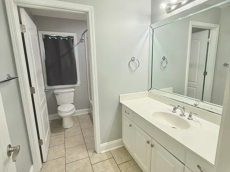 2041 English Ln — Photo 77