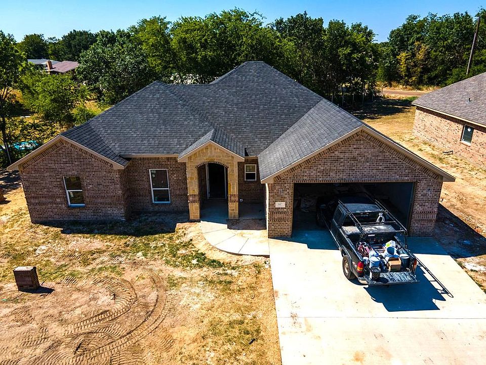 1st image of 907 Stone Meadow Dr