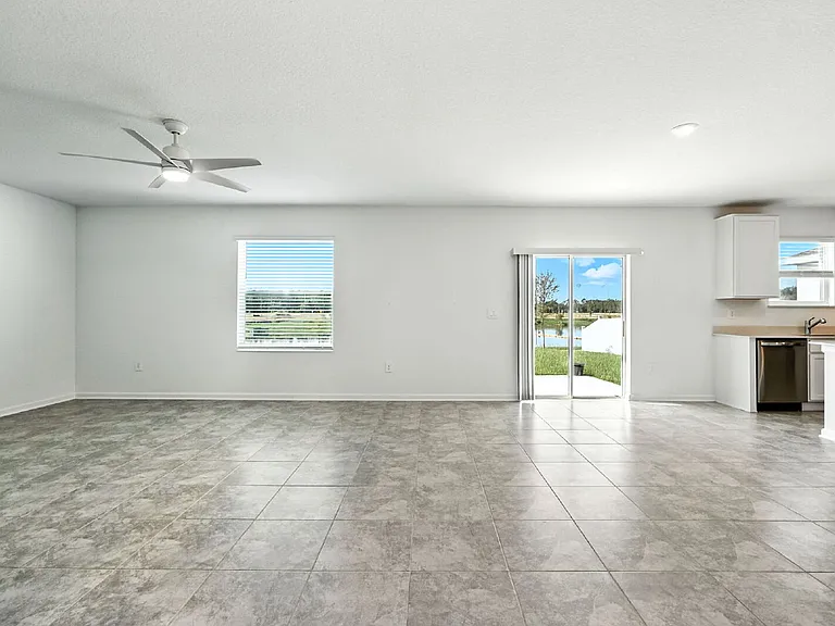 1493 Brentwood Dr — Photo 9