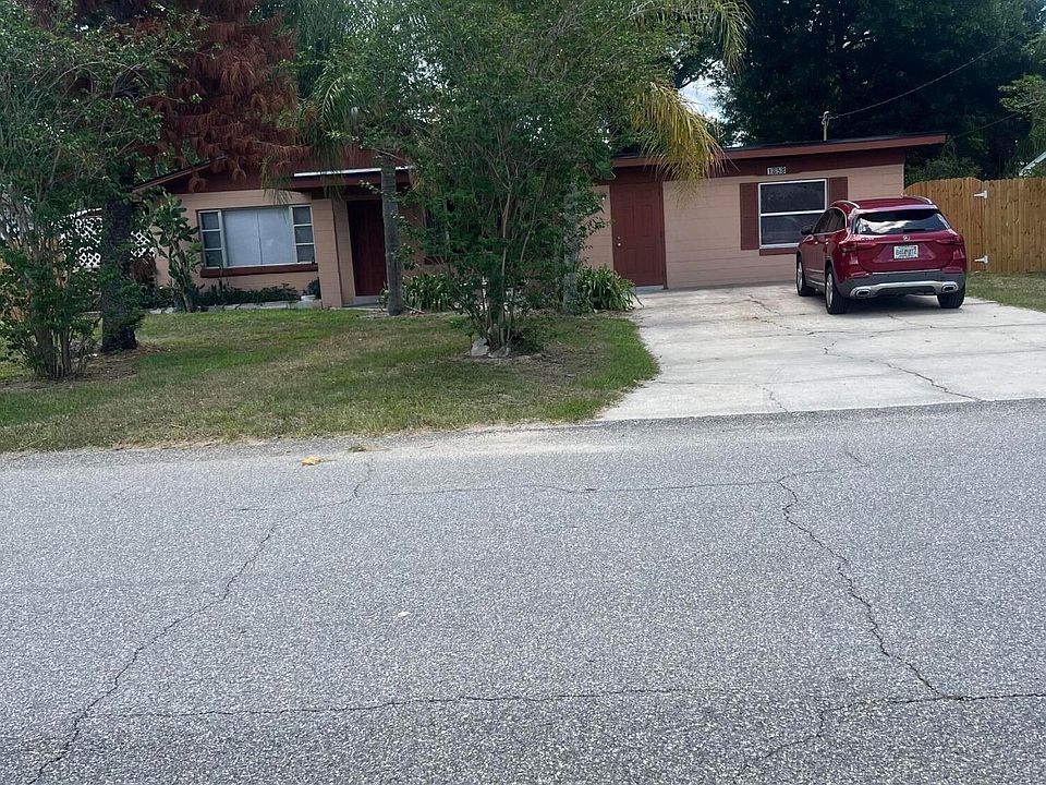 1st image of 1858 4th Street SE