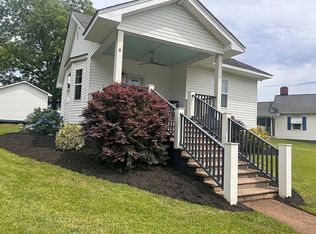 6 Lawrence St, Lyman, SC 29365