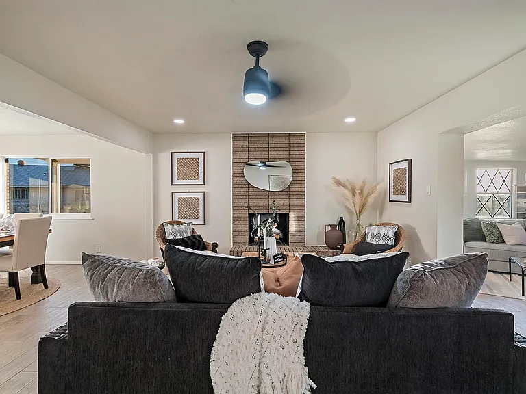229 Vista Rio Cir — Photo 12