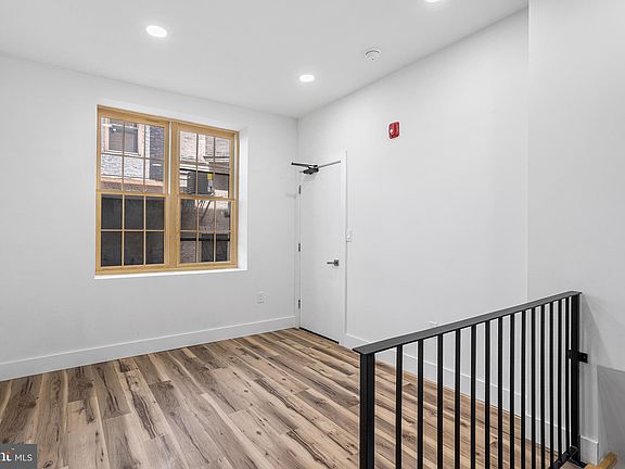 4th image of 1222 Chancellor St #1F