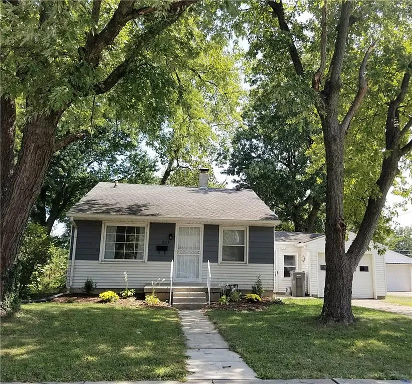1523 N Sheridan Ave photo 1