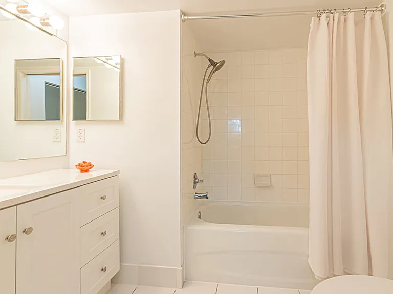 1230 Wildwood Lakes Blvd #202 — Photo 25