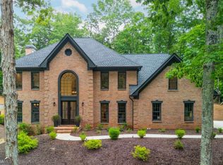 9460 Mistwater Close, Roswell, GA 30076