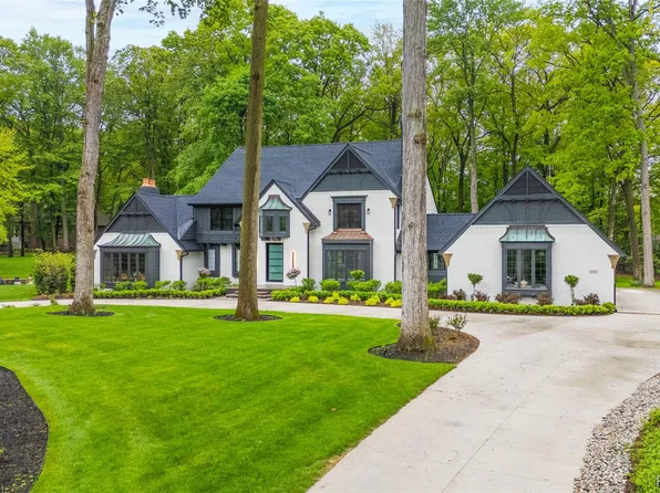 163 Manorwood Dr, Bloomfield Hills, MI 48304
