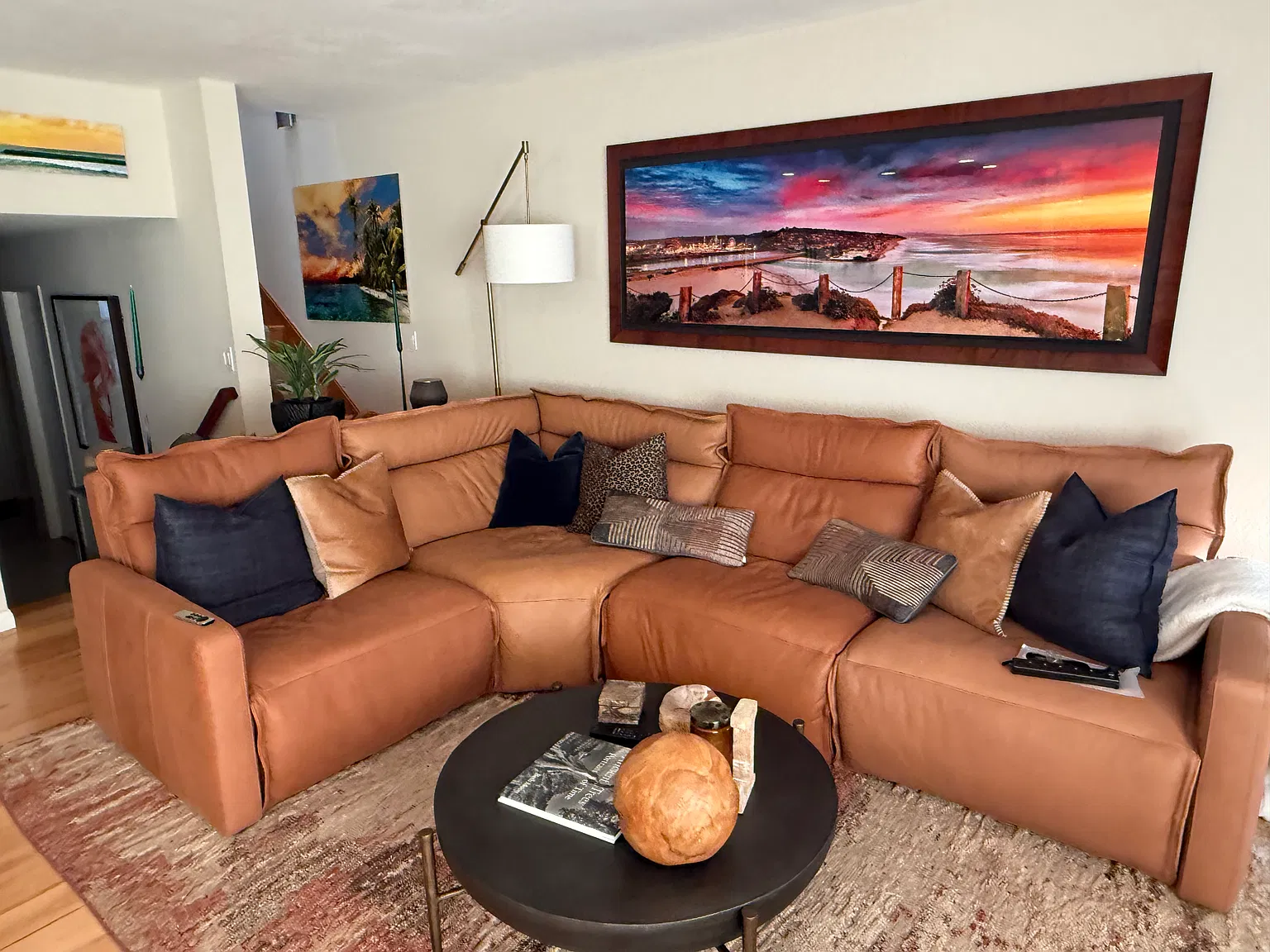 2 bed, 1655 sqft, $7,000 — Photo 2