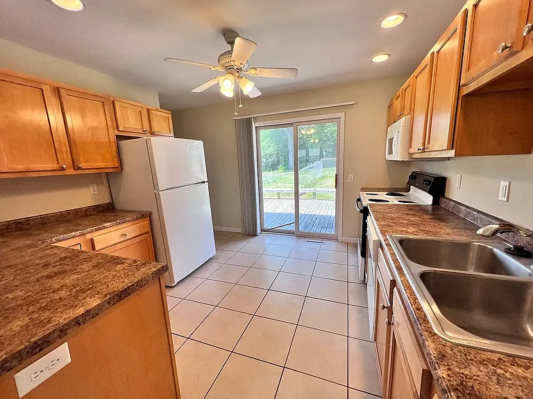 1801 Park Haven Dr — Photo 16