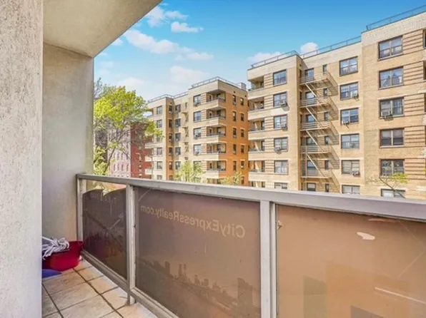 137a West End Avenue 2A image 2 of 11