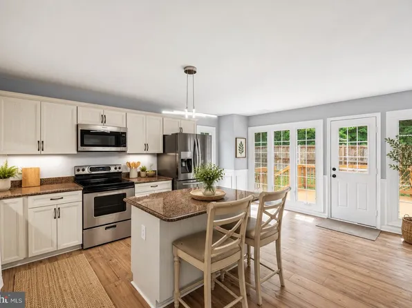601 Twin Brook Ln, Stafford, VA 22554